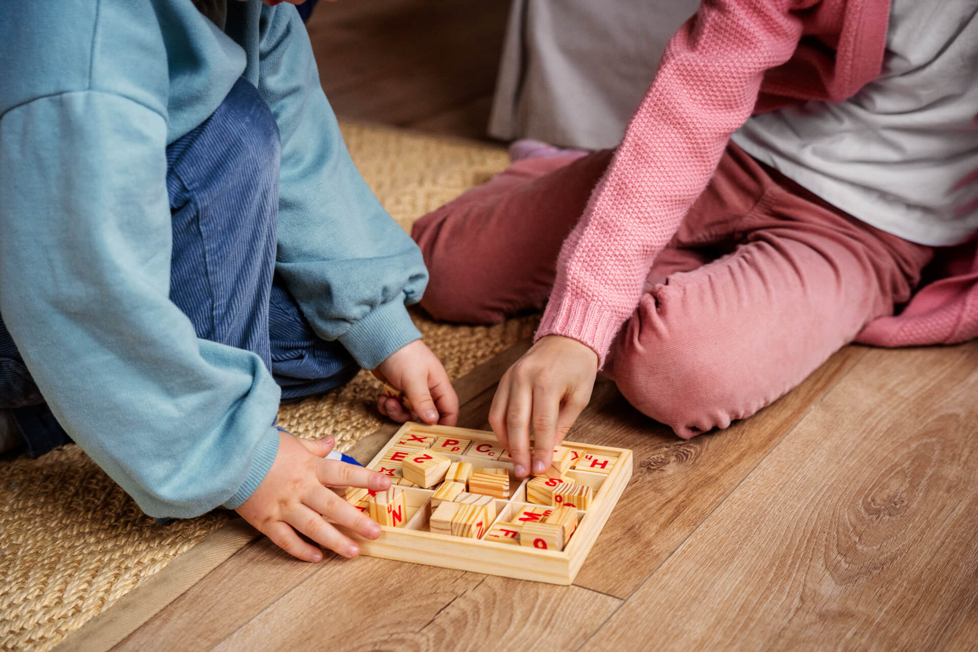 Learning turns into an adventure: School escape rooms enhance enjoyment and education. Curiosity, self-confidence, and critical thinking benefit.