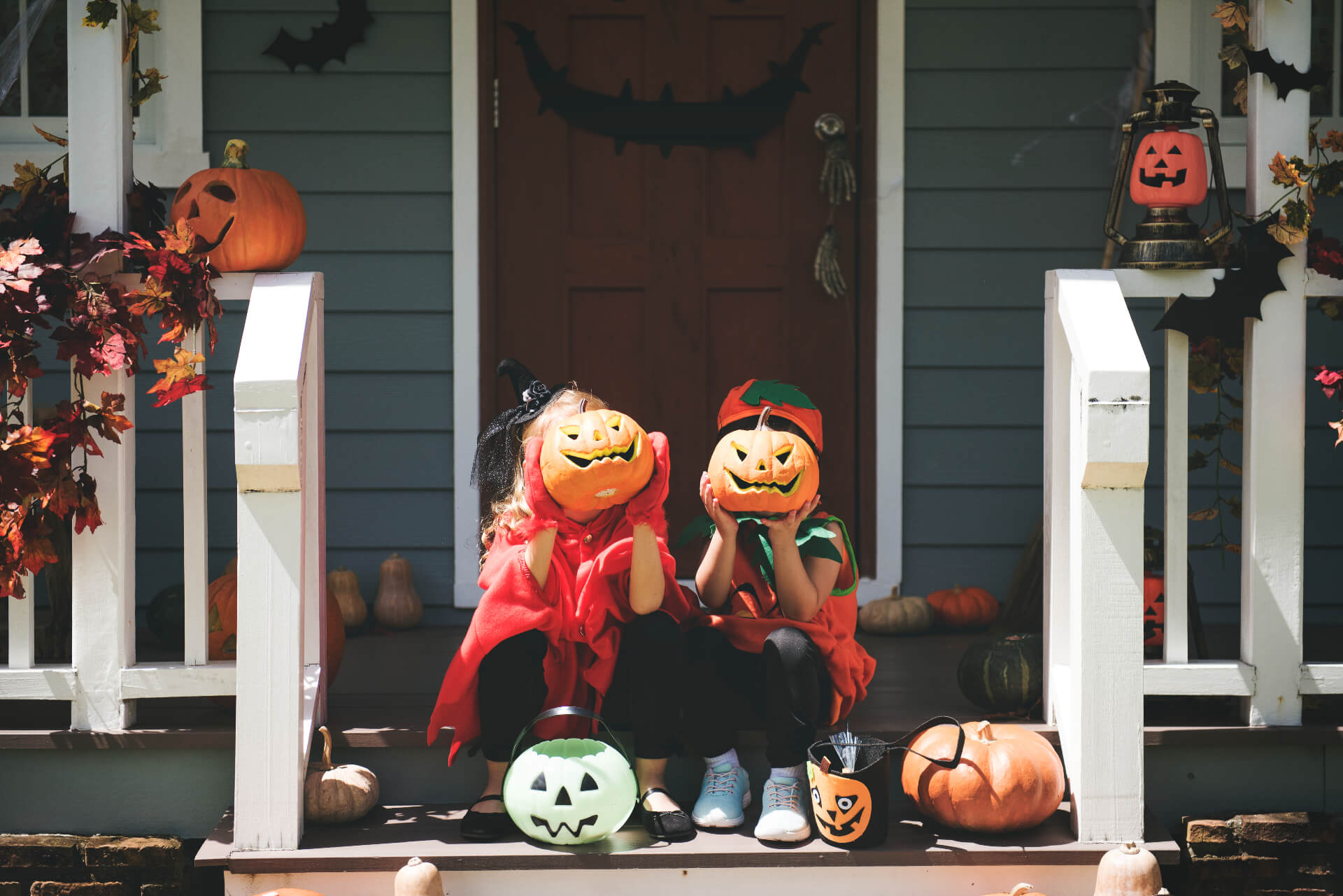 Transform your home into a spooky place with DIY Halloween decoration ideas, including pumpkin carving and eerie faces.